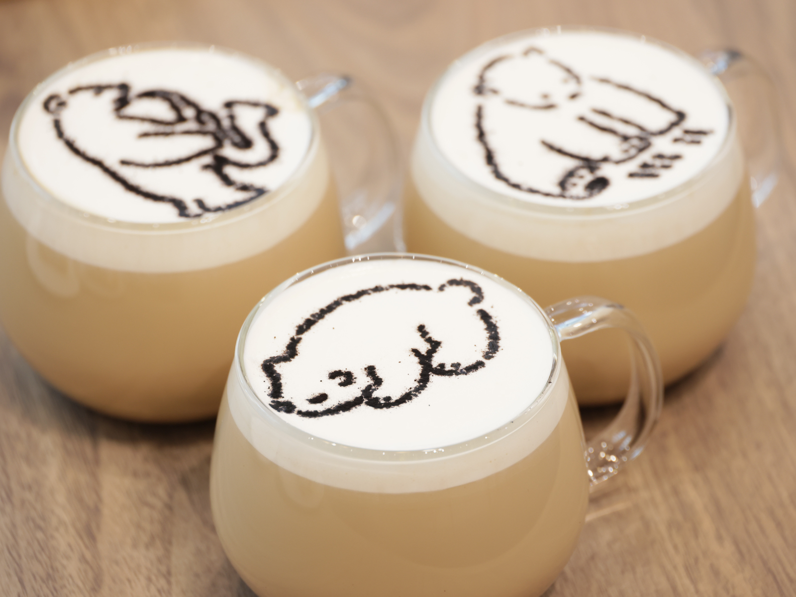 シロクマがかわいい「ラテアート」©ヤマハ株式会社