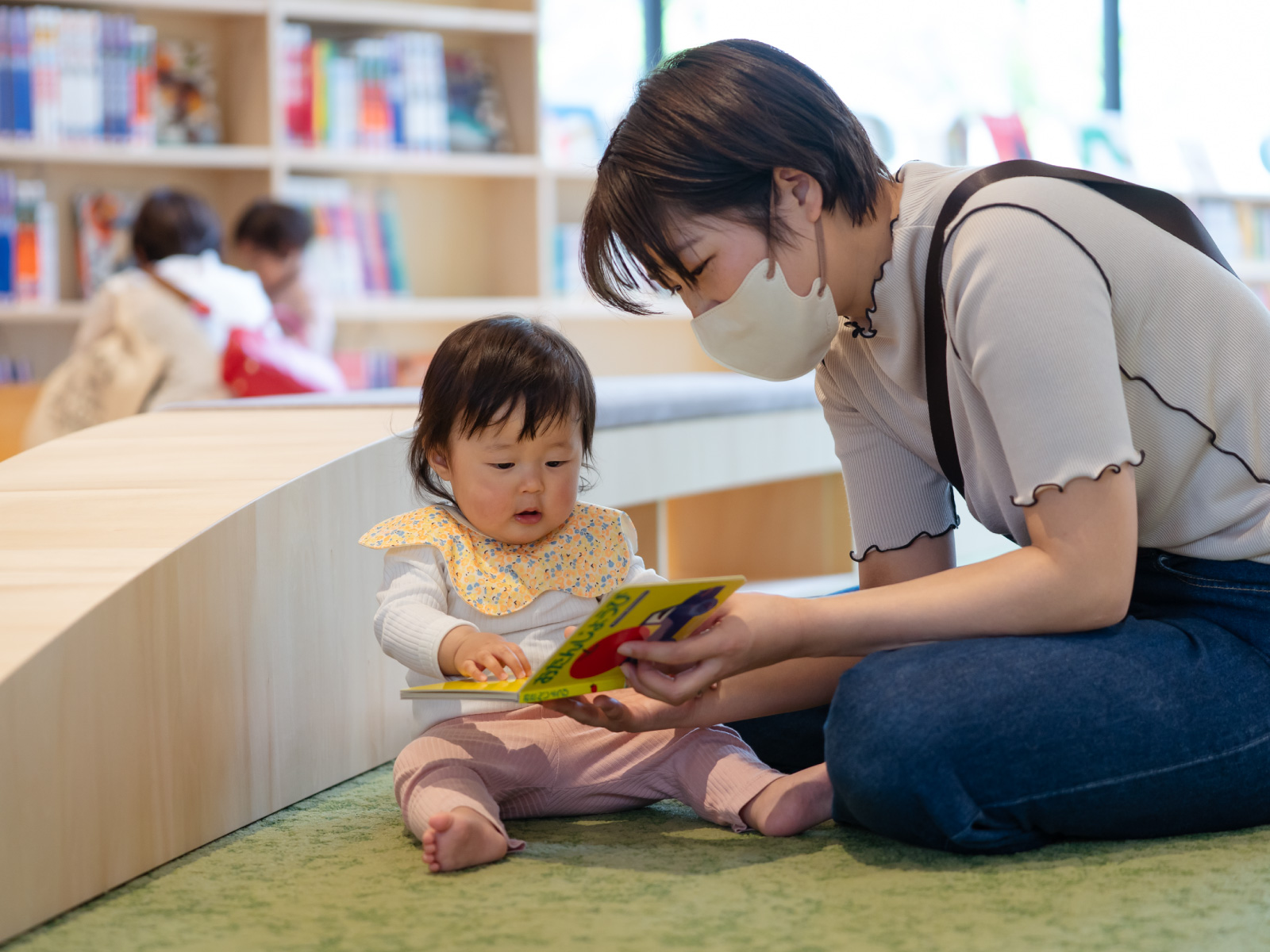ゆったり、それぞれの過ごし方で楽しめる広々空間が広がります