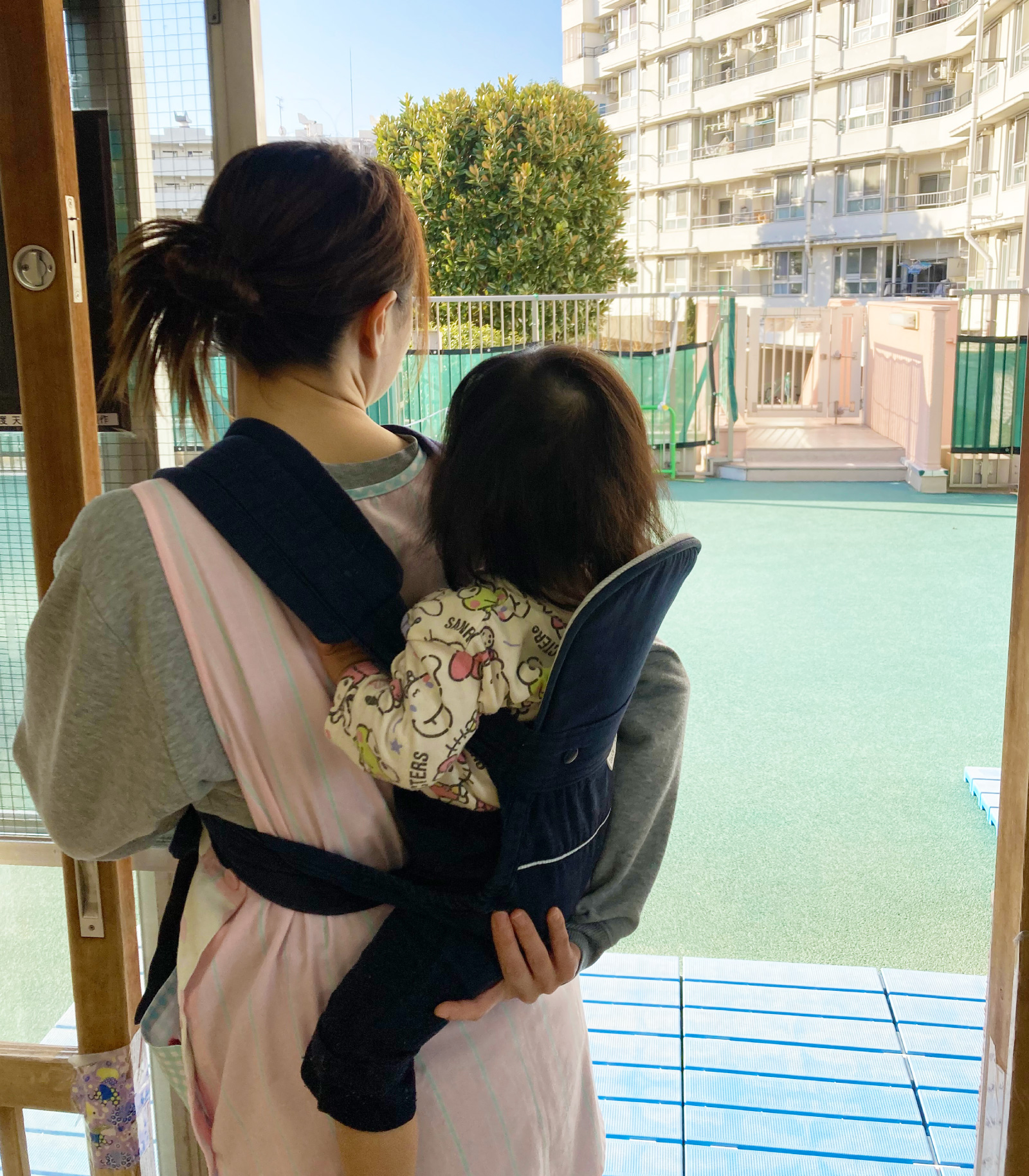 おんぶの風景